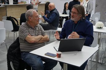 Teilnehmende beim 1. Teil des New Con-T-Acts Match-Making-Seminars