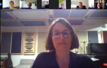 Screenshot einer Zoom-Sitzung mit Andrea Livnat