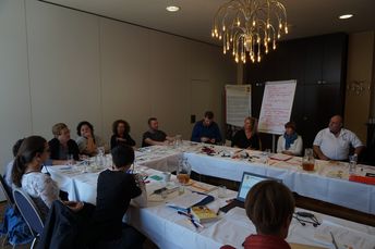 In einem bilateralen Prozess soll bis Ende 2018 ein Praxishandbuch für den „Deutsch-Israelischen Jugendaustausch“ entstehen.