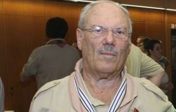 Portrait von Amos Ilani