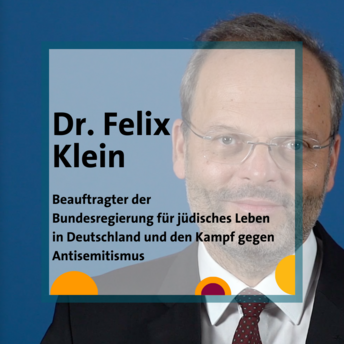 Foto von Dr. Felix Klein mit Schriftzug auf dem sein Name und seine Berufsbezeichnung steht. 
