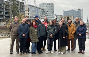 Gruppenfoto in der Hamburger Hafencity
