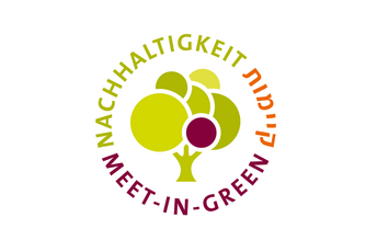 Ein Logo mit stilisiertem Baum im Zentrum