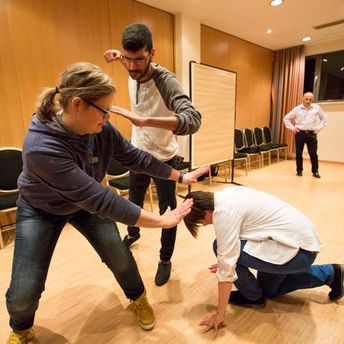 Teilnehmende im Theater-Workshop