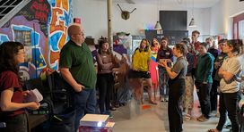 Leute in einem Workshopformat