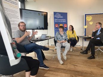 Niclas auf dem Info- und Vernetzungstag