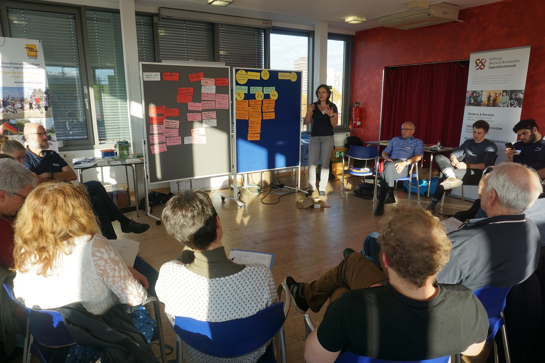 Conact Gemeinsam internationale Jugendarbeit gestalten! - ConAct